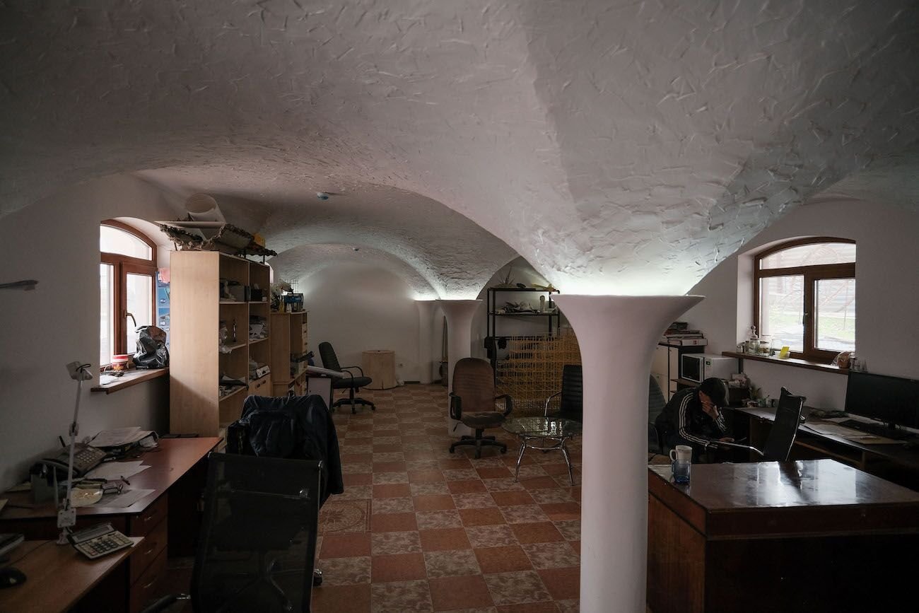 The Architectural Vision of Saken Naryn — Where Art, Space & Philosophy Converge