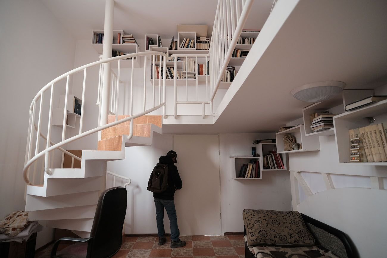 The Architectural Vision of Saken Naryn — Where Art, Space & Philosophy Converge