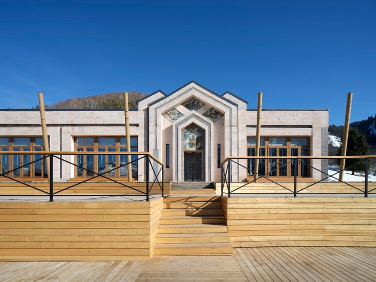 Qazaq Auyl Eco Hotel: A Harmonious Retreat in the Mountains of Almaty