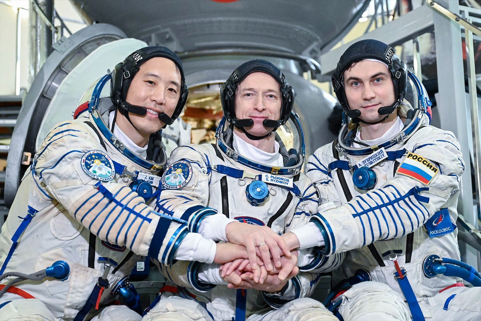 Soyuz Crew Lands: Ending 8th Month Space Research Journey