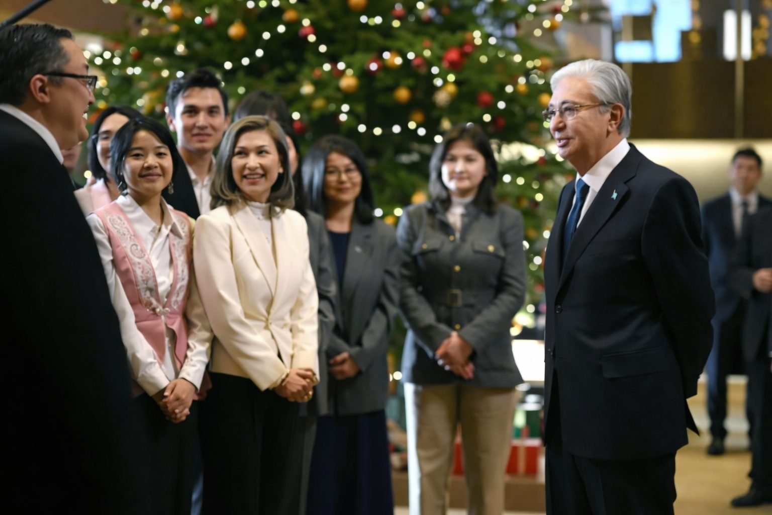 Connecting Across Borders: President Tokayev Meets Kazakhstanis in Japan