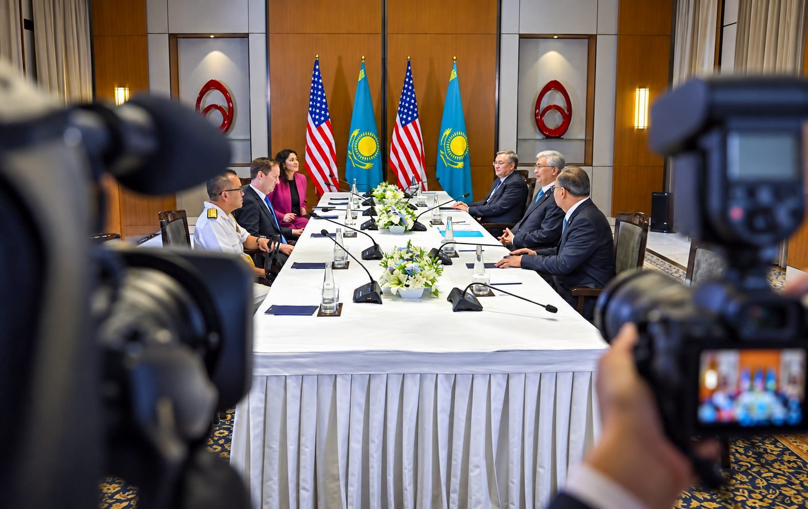 Tokayev & U.S. Special Envoy Sergio Gor Hold Talks on Strengthening Bilateral Cooperation