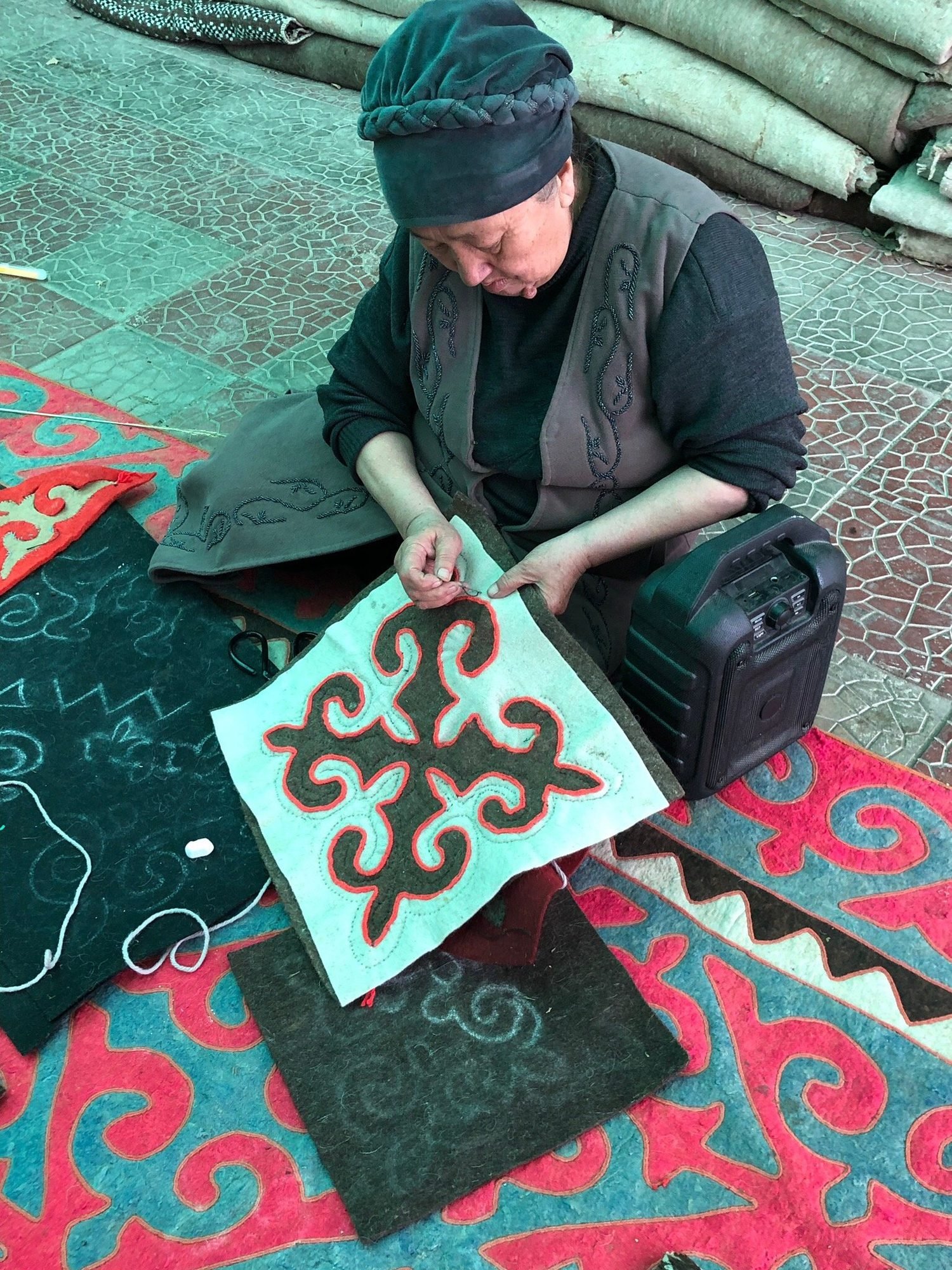 Threads of Heritage — The Enduring Legacy of Kazakhstan’s Syrmak Felt Carpets